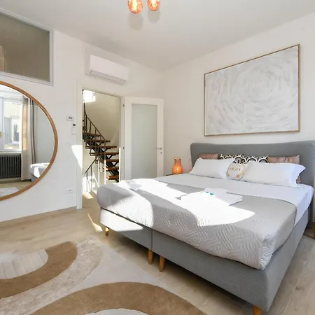 Mgh Luxury - Sunset Lakeview House Desenzano Σπίτι διακοπών *